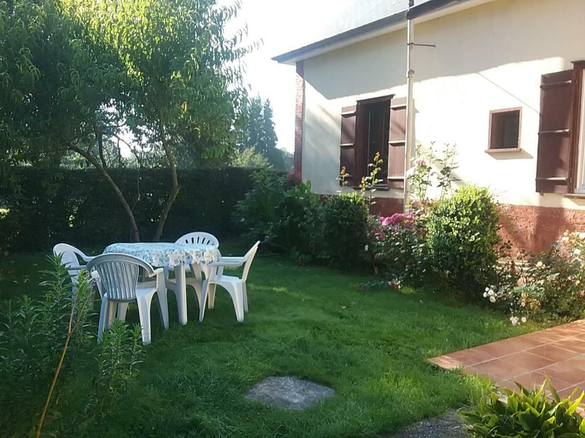 Gite A La Ferme Villeroy (Somme) Exterior foto